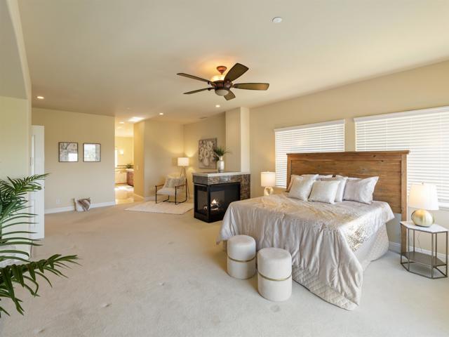 2535 San Clemente Avenue, Vista CA: https://media.crmls.org/mediaz/5c7b3af4-18db-453a-9017-3066cb468715.jpg