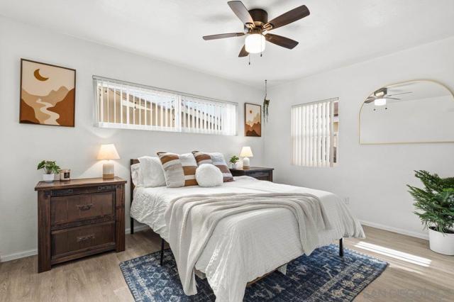 1818 Diamond St, San Diego CA: https://media.crmls.org/mediaz/5c7dad94-7065-45c9-9a34-02423db6a65e.jpg