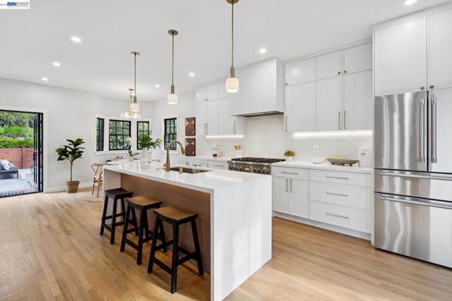 Image 12 of 45 For 800 Trestle Glen Rd