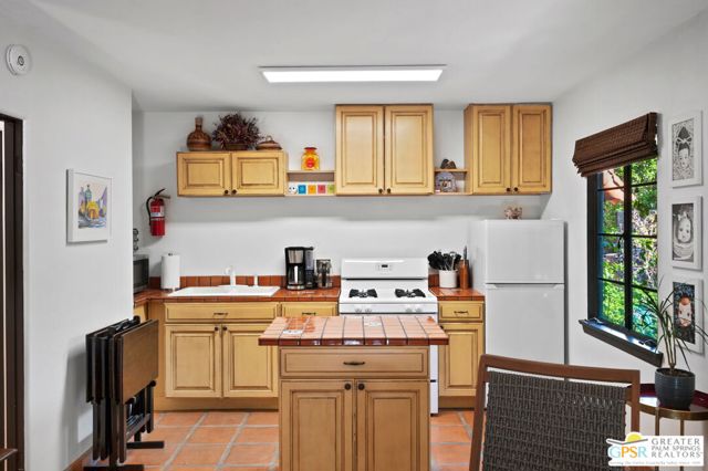 1471 East El Alameda, Palm Springs, CA 92262 | Slideshow Image #40