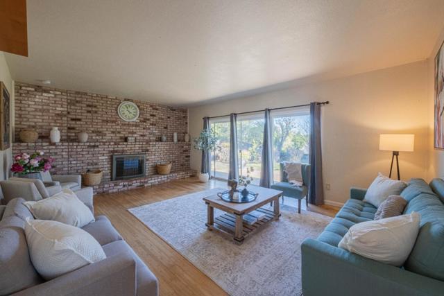 9919 Mimosa, Salinas CA: https://media.crmls.org/mediaz/5c807d45-7d67-4f43-b236-ef2694c68b78.jpg