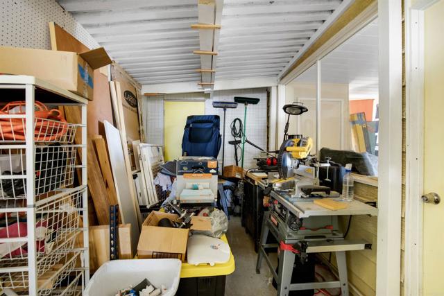 18218 Paradise Mountain Road, Valley Center CA: https://media.crmls.org/mediaz/5c845439-6b98-4f23-9fb8-a21ac0d19490.jpg