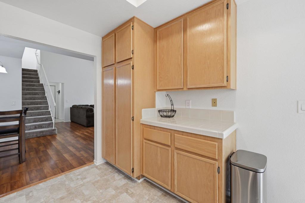 2633 Regent Road - photo 9
