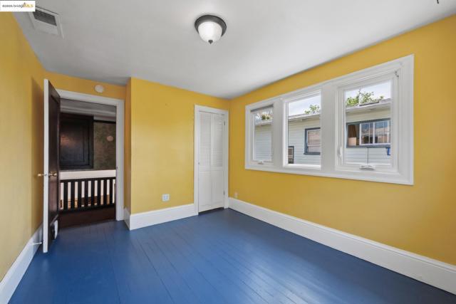 Image 22 of 47 For 2119 Derby St