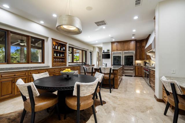 80780 Vista Bonita Trail, La Quinta CA: https://media.crmls.org/mediaz/5c854174-6db5-42d0-957f-2d4f7c0790a0.jpg