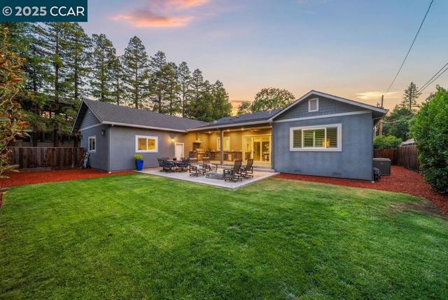 100 Alderwood Rd, Walnut Creek CA: https://media.crmls.org/mediaz/5c87dc0c-1106-4c2f-9775-a869bb74b5db.jpg
