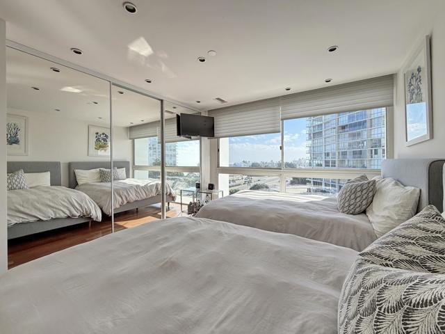 Detail Gallery Image 18 of 35 For 1810 Avenida Del Mundo #503,  Coronado,  CA 92118 - 3 Beds | 3 Baths