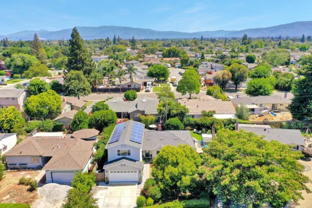 726 S Henry Avenue, San Jose CA: https://media.crmls.org/mediaz/5c89a3aa-04c8-4dfc-9fc0-1355a958b32c.jpg