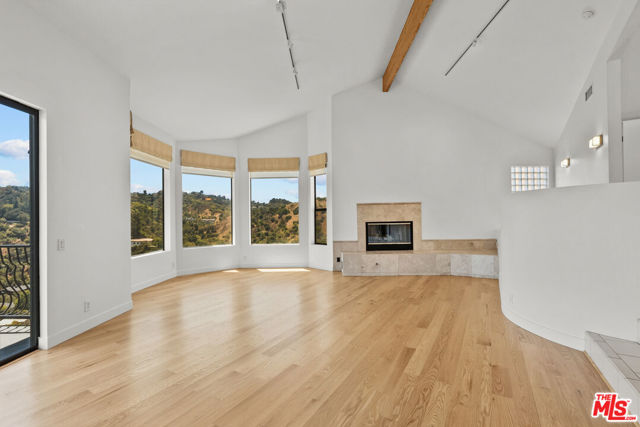 3665 ALTA MESA Drive photo 7