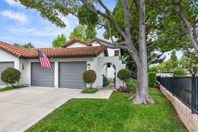 3458 Voyager Cir, San Diego CA: https://media.crmls.org/mediaz/5c8ac29a-7829-441a-bedd-75e53b7e746f.jpg