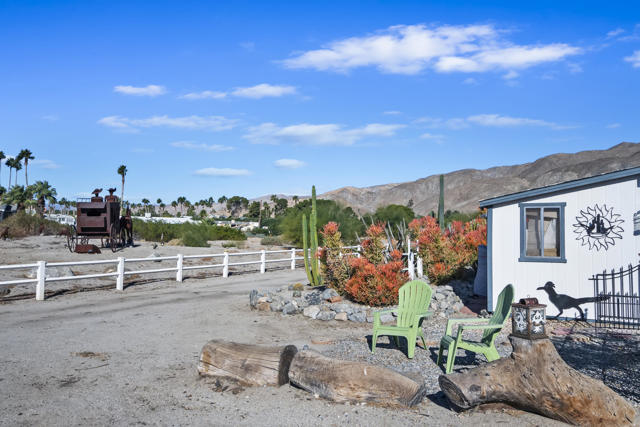 74711 Dillon Road, Desert Hot Springs CA: https://media.crmls.org/mediaz/5c8ae99f-6b06-42e5-993e-e9b9de0e3a30.jpg