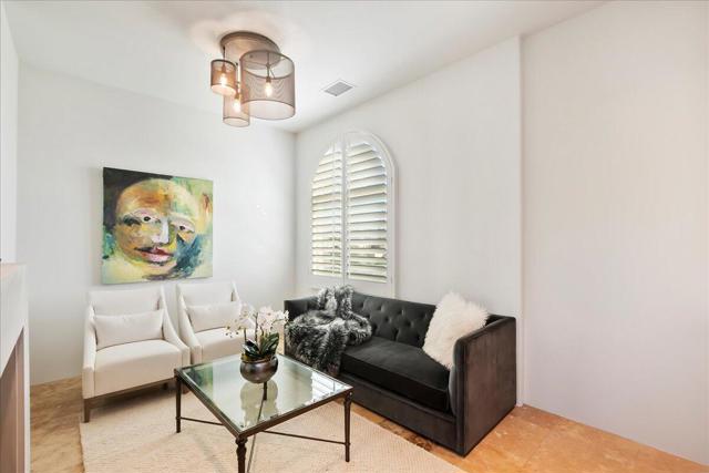 Image 22 of 47 For 79910 Mission Dr E Drive