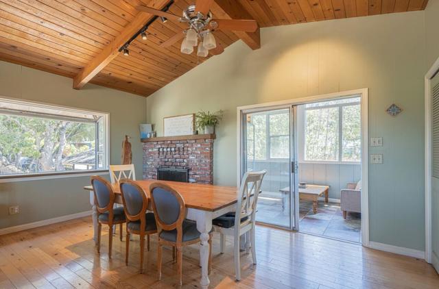 394 Mesa Road, Salinas CA: https://media.crmls.org/mediaz/5c8baba7-39ed-411b-a7c8-de264e95e4df.jpg