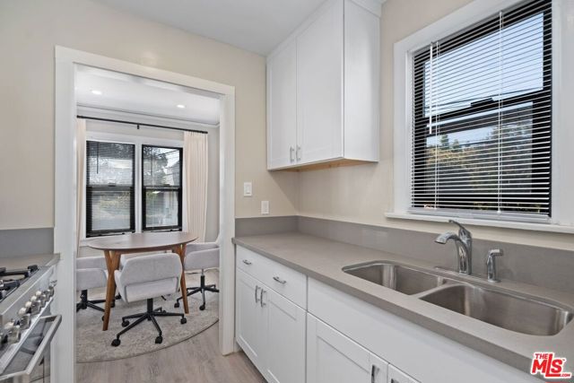 915 Georgina Avenue, Santa Monica CA: https://media.crmls.org/mediaz/5c8bbc15-b82e-4d4c-b1f8-6021c41db4f0.jpg