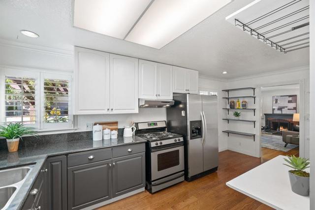 1986 Cottle Avenue, San Jose CA: https://media.crmls.org/mediaz/5c8c0347-bddf-4c21-90e3-8d13d2f7028b.jpg