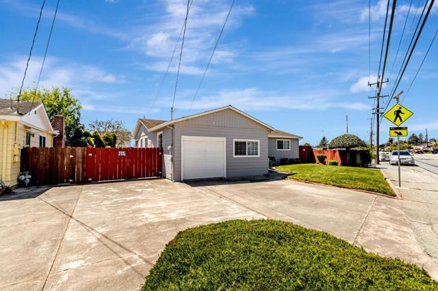 103 Buena Vista Drive, Freedom CA: https://media.crmls.org/mediaz/5c8cedbb-bc18-4794-878a-e6626c74a458.jpg