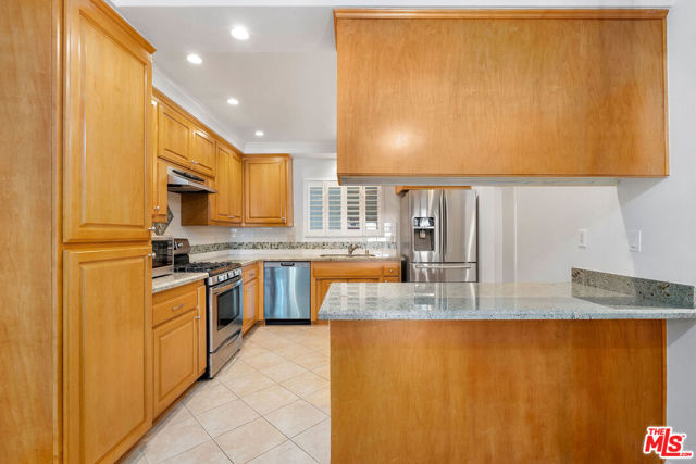 4445 Cartwright Avenue, 109 photo 7