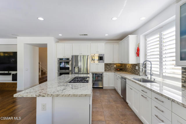 Image 15 of 79 For 4347 Via Entrada