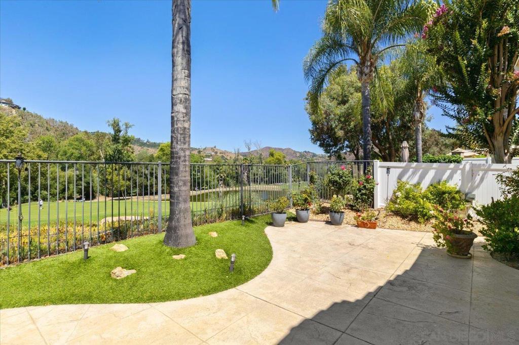 MLS #250035046SD image #14