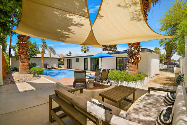 51485 Calle Guatemala, La Quinta CA: https://media.crmls.org/mediaz/5c8f8b94-d3a9-4815-8b41-088a711199f0.jpg