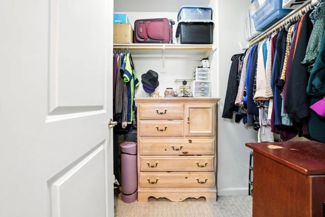 160 Sarafina Way, Gilroy CA: https://media.crmls.org/mediaz/5c8fa687-ff15-4f04-85c5-6d0f8572789a.jpg