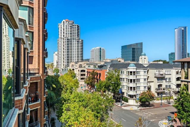 500 W Harbor Dr, San Diego CA: https://media.crmls.org/mediaz/5c90e30e-4f53-42ce-a0d9-0a89456ed239.jpg