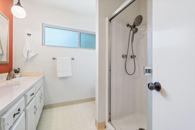 2113 Euclid Avenue, Camarillo CA: https://media.crmls.org/mediaz/5c918b30-8fa2-4dda-84fd-1bda77a2be19.jpg