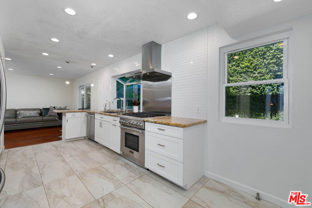 5C9284Fd 1B6B 4361 B7C8 Bab4Af8Dc353 6347 Wynne Avenue, Tarzana, Ca 91335 &Lt;Span Style='BackgroundColor:transparent;Padding:0Px;'&Gt; &Lt;Small&Gt; &Lt;I&Gt; &Lt;/I&Gt; &Lt;/Small&Gt;&Lt;/Span&Gt;