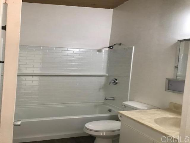 Image 7 of 11 For 1600 Seacoast Drive B