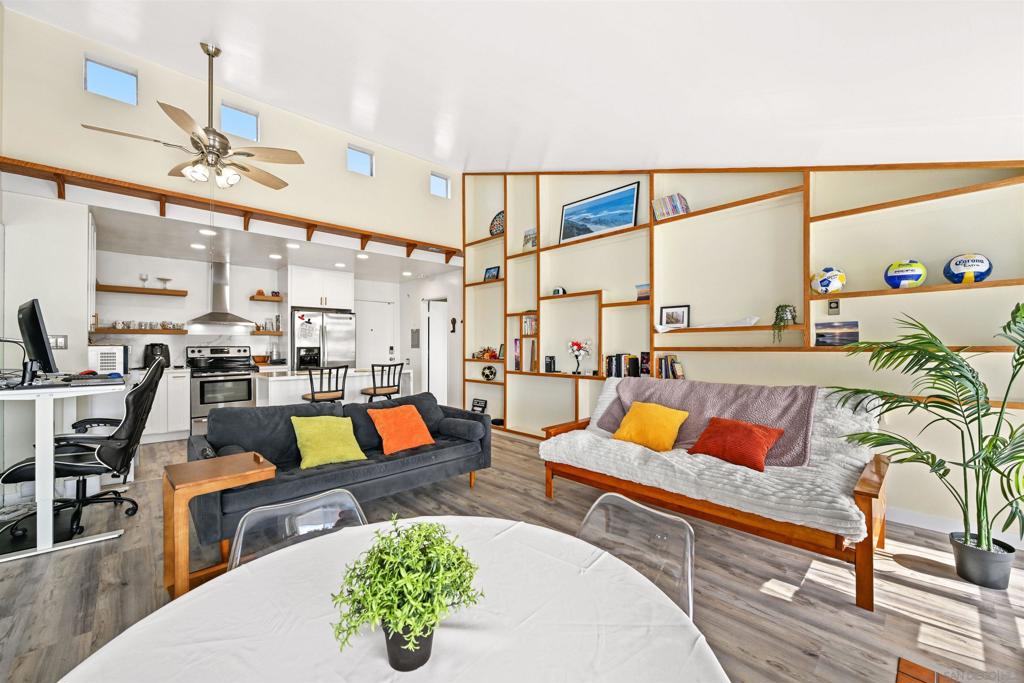 1855 Diamond St - photo 3