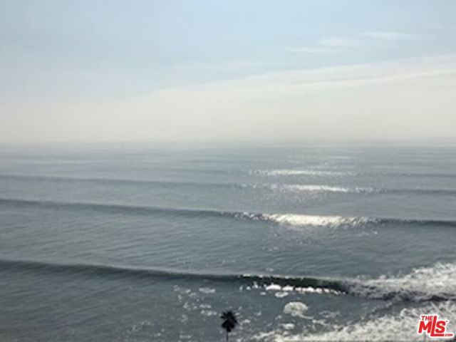 18254 Coastline Drive photo 2