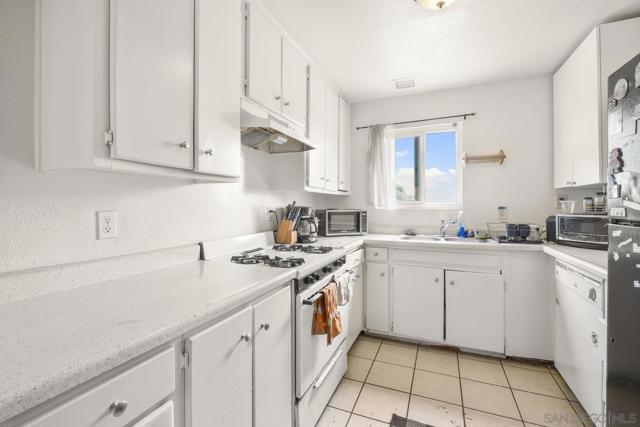3389 91 C Street, San Diego CA: https://media.crmls.org/mediaz/5c9489b8-87b4-4ebb-8698-e8306179fa52.jpg