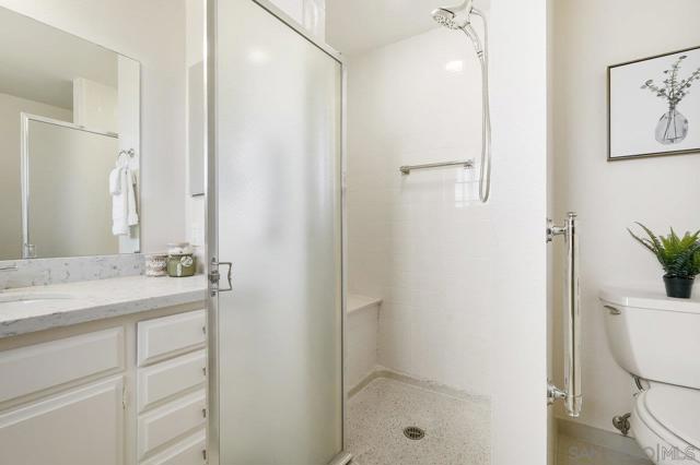16736 Diego, San Diego CA: https://media.crmls.org/mediaz/5c94ebe5-409c-4544-9ea7-7c71230a2bfa.jpg