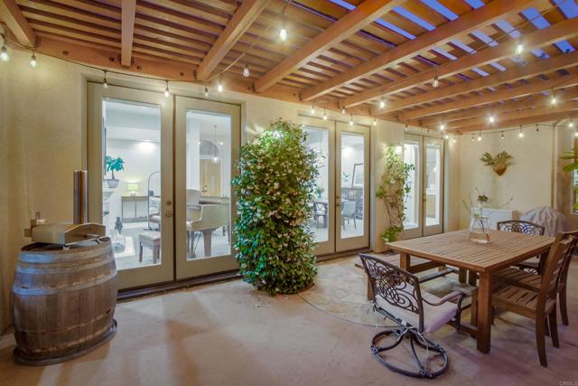 1495 Meredith Road, Fallbrook CA: https://media.crmls.org/mediaz/5c95407c-6261-40d5-a2bd-9b7882c48ca7.jpg