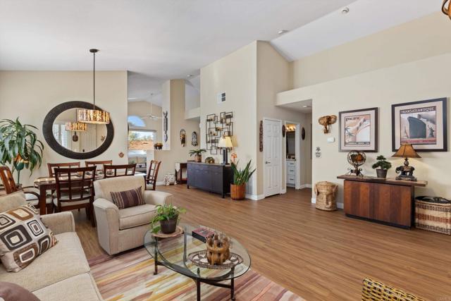 Detail Gallery Image 12 of 59 For 4246 Lindos Way, Oceanside,  CA 92056 - 2 Beds | 2 Baths