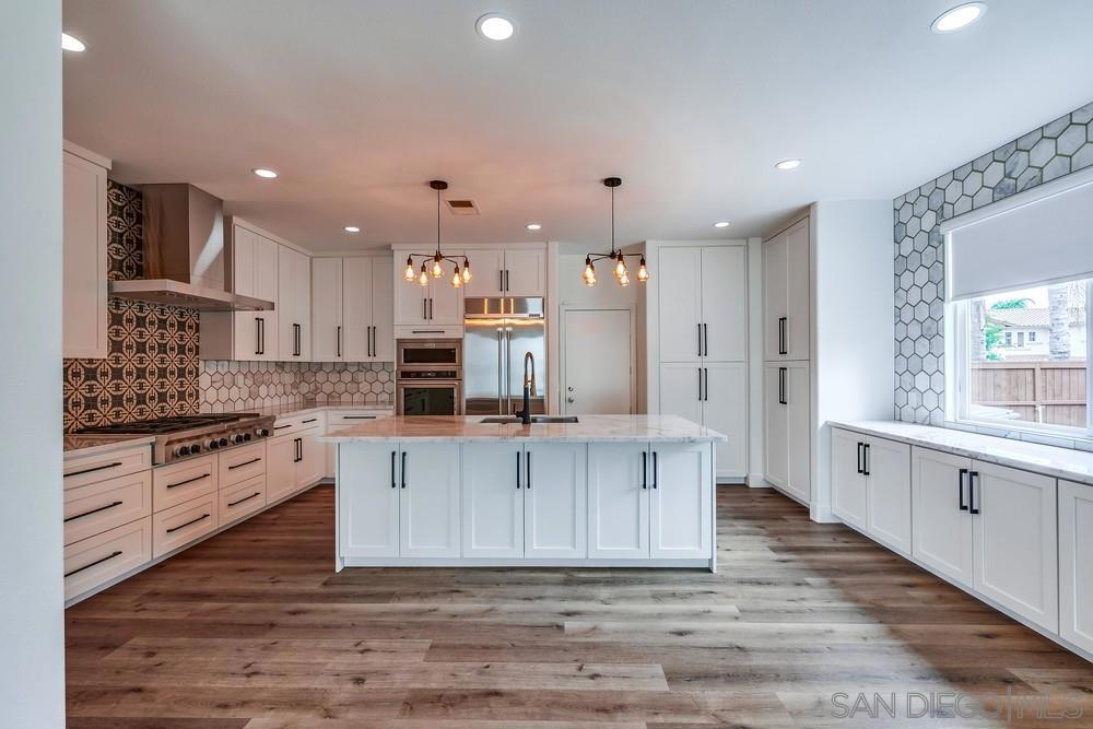 31585 Champions Cir, Temecula, CA 92591