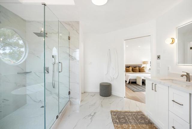 3375 East Avenue, Hayward CA: https://media.crmls.org/mediaz/5c996281-822c-4dc4-b0ac-76c5c7e1d460.jpg