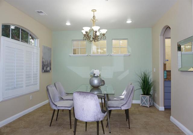 7950 English Oak Circle, Gilroy CA: https://media.crmls.org/mediaz/5c9b37b5-b445-4848-9e35-3c77581fef68.jpg