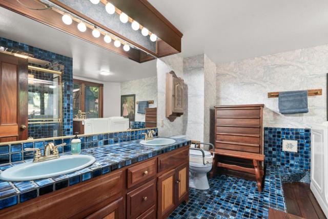 4611 Bonny Doon Road, Santa Cruz CA: https://media.crmls.org/mediaz/5c9bd5f6-415d-43c5-a213-5a13d22627bf.jpg