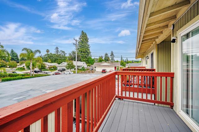 923 Delport Avenue, Santa Rosa CA: https://media.crmls.org/mediaz/5c9be5cb-a0ab-4fb3-878b-19ca13045acd.jpg