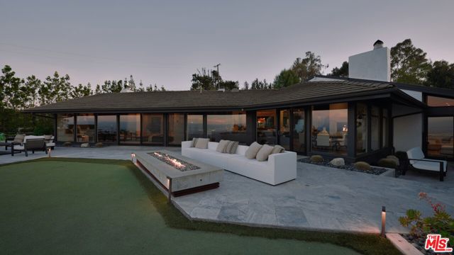 4 Buckboard Lane, Rolling Hills, California 90274, 5 Bedrooms Bedrooms, ,4 BathroomsBathrooms,Residential,Sold,Buckboard,26666329