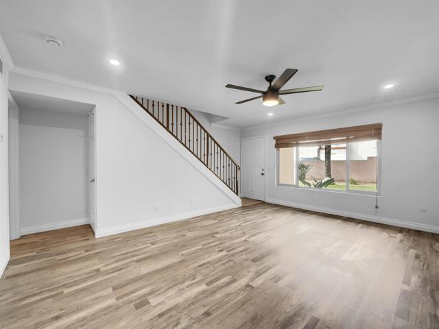 267 S Mollison Ave, El Cajon CA: https://media.crmls.org/mediaz/5c9d9628-7faa-4f6b-9a87-ce21b36d4439.jpg