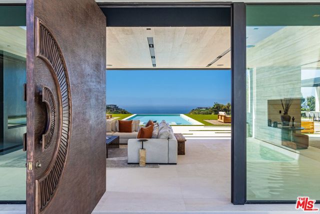 Image 3 of 41 For 6889 Dume Drive