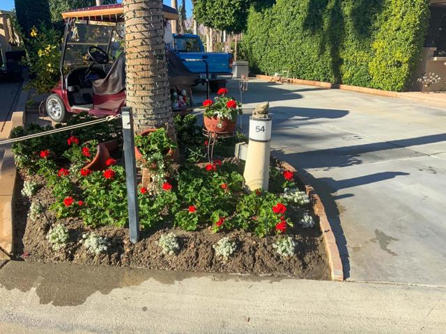 80394 Avenue 48, Indio CA: https://media.crmls.org/mediaz/5c9ee9e0-cdb8-419e-a1a6-fed7311c8800.jpg