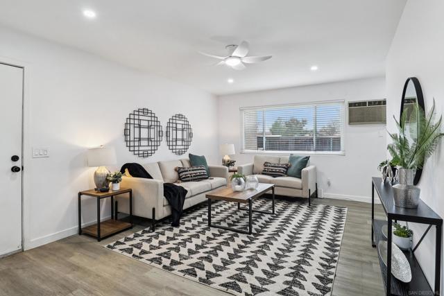 10220 Princess Sarit Way, Santee CA: https://media.crmls.org/mediaz/5c9f461b-cdc7-4353-be7f-7d929ea4edeb.jpg