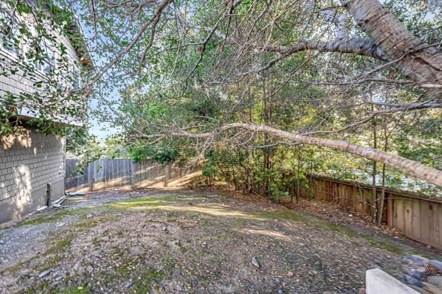 Image 24 of 27 For 1509 Los Altos Drive