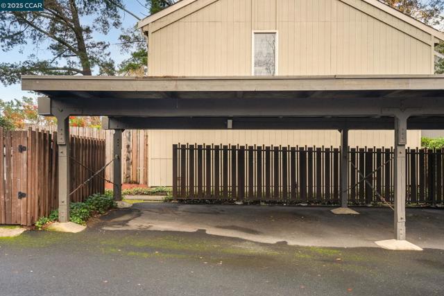 Image 37 of 38 For 101 Ascot Ct  B