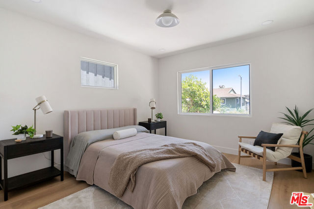 4731 Don Miguel Drive, Los Angeles CA: https://media.crmls.org/mediaz/5ca17e18-a66d-41a4-a543-05f6dd9c9ae2.jpg