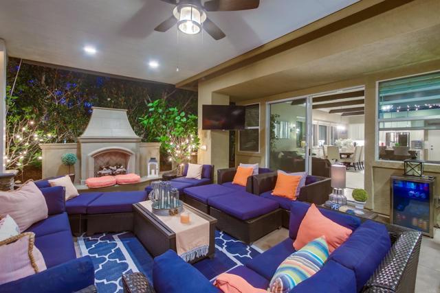 375 Camino Bailen, Escondido CA: https://media.crmls.org/mediaz/5ca39254-02e7-48ee-883c-4ae02ba2928d.jpg