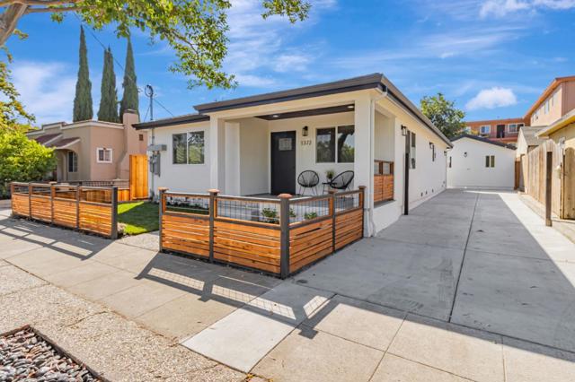 1372 Davis Street, San Jose CA: https://media.crmls.org/mediaz/5ca47c12-46f3-4252-9dbc-10a8c787bed4.jpg
